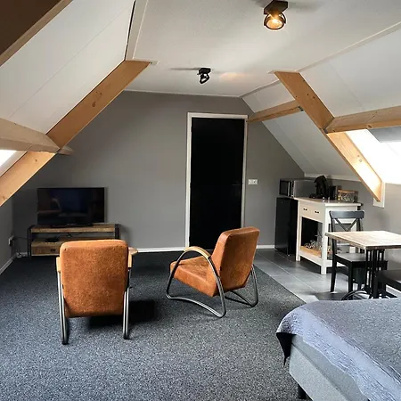 Apartment Het Koetshuis *